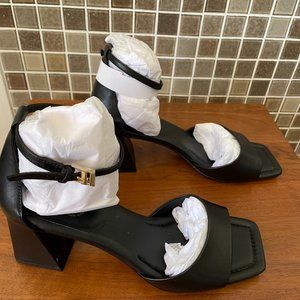 UNWORN! ALDO Safdie Black Sandal Heels - Size 8.5